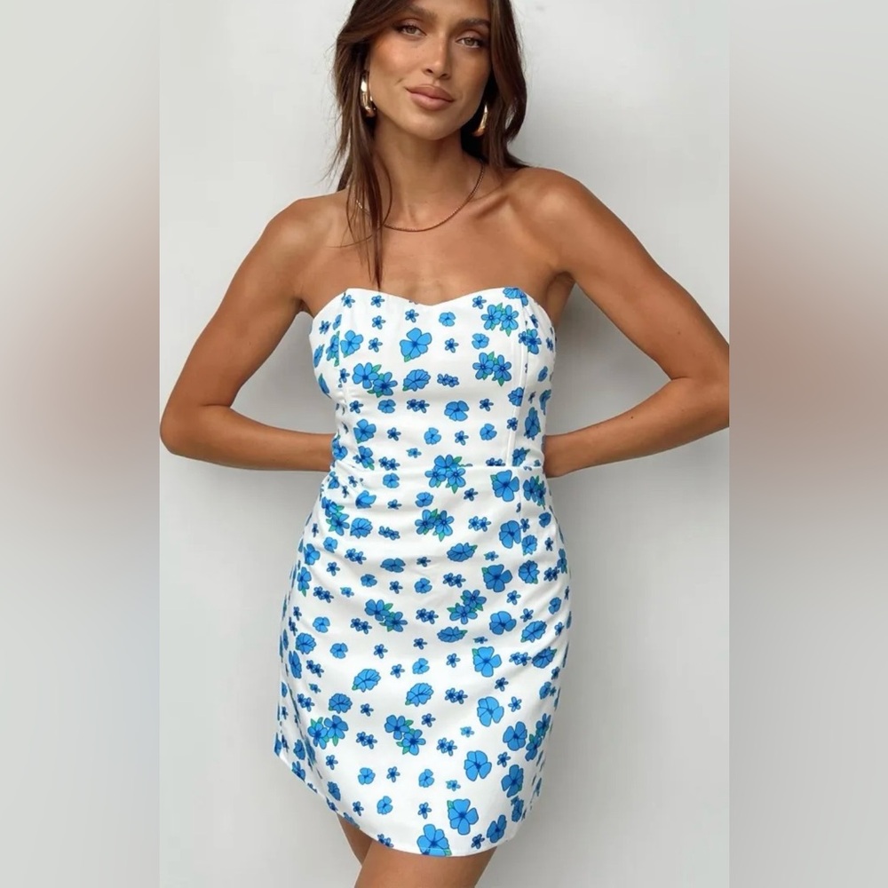 Princess Polly White and Blue Strapless Dress